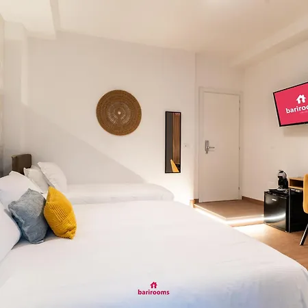 Barirooms - Petruzzelli * باري